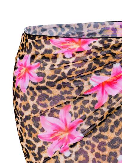 SHEIN Swim Curve تنورة من نوع الستارة ذات طبعة نمر لنساء البدناء
