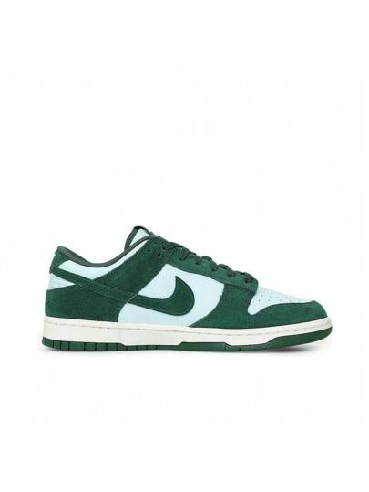 Nike حذاء رياضي لارتفاع منخفض طراز SE Dunk Retro المنخفض، رقم الموديل FQ8249-300، رجال 2025