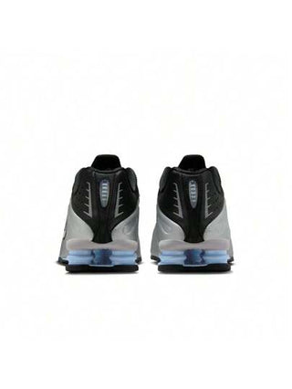 Nike حذاء كرة السلة 2025 رجالي من ناك شوكس R4/ أحذية رياضية كلاسيكية ذات رقبة منخفضة HQ1988-004