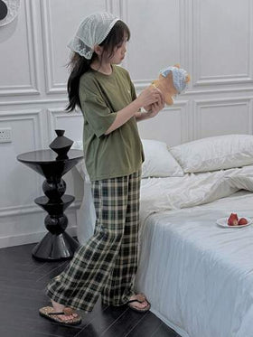 Dazy Kids مجموعة مريحة لليافعات من بلوزة بطباعة جرافيكية وسروال قصير رقيع رمضان