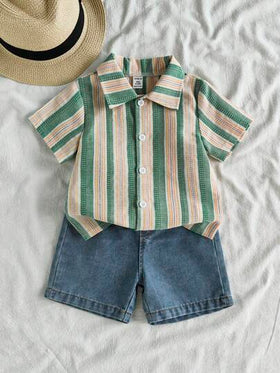 SHEIN Vintaside Kids طقم ملابس للأطفال الصبيان للربيع والصيف الكاجوال: بولو مخطط أكمام قصيرة وشورت جينز مغسول عصري، مناسب للاستخدام المنزلي ول-الأماكن السياحية واللقاءات مع الأصدقاء