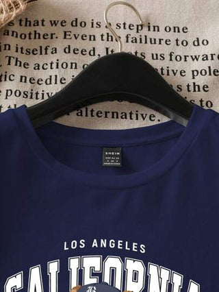 EZwear تي شيرت نسائي بياقة رقبة دائرية وأكمام قصيرة مع بنطة دب تصميم كاجوال مناسب للصيف