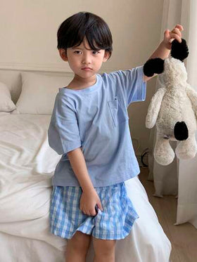 Dazy Kids 2 قطعة / مجموعة بيجامة صيفية للأطفال البنين تتكون من تي شيرت قصير الأكمام مصنوع من الأقمشة المحبوكة وشورت مربع رمضان