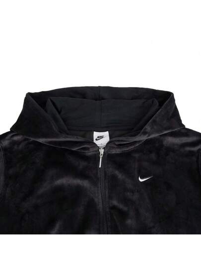 Nike جاكيت هودي مُحبّكة ٢٠٢٥ من نايك سبورتسويتر، موديل هودي محيك HJ0958-010 للنساء