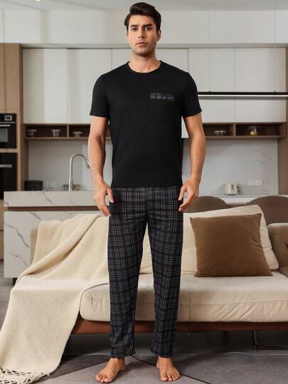 SHEIN طقم بجامات قصير الأكمام للرجال مع جيوب مطبعة بالمربعات