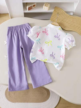 SHEIN Genkimix Kids 2 قطعة / مجموعة بدلة أنيقة تتكون من قميص بأكمام قصيرة وبنطلون، مناسبة للصيف، للفتاة الصغيرة