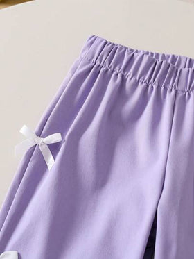 SHEIN Genkimix Kids 2 قطعة / مجموعة بدلة أنيقة تتكون من قميص بأكمام قصيرة وبنطلون، مناسبة للصيف، للفتاة الصغيرة