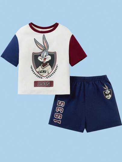 LOONEY TUNES X مجموعة ملابس رياضية وقت الفراغ للاطفال البنين تتكون من تي شيرت بأكمام قصيرة أبيض وأحمر بطباعة كرتونية وشورت أزرق داكن