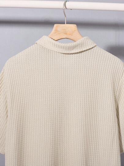 SHEIN قميص بولو محبوك بنسيج الخلية موحد اللون المالئم لكل شيء، لدى المراهقين، ألوان سادة، مريح وعملي، مناسب للربيع والصيف