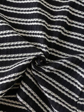 SHEIN طقم طفل ولادي مكون من بادي قصير الأكمام بياقة مخطط ملونة وأزرار نصفية وبنطلون ذو خصر مطاطي أحادي اللون 2 قطع