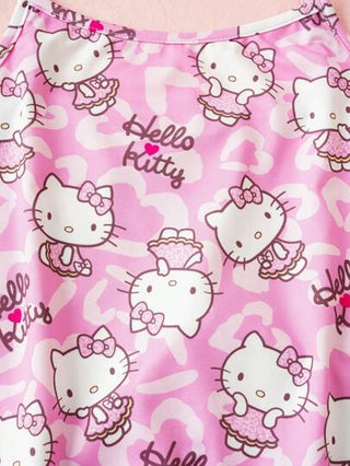 بيجاما HELLO KITTY AND FRIENDS |  طقم بيجاما للفتيات المراهقات مكون من قميص وشورت بطباعة كرتونية وردية لطيفة