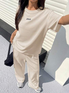 SHEIN EZwear طقم بنطلون وتي شيرت كاجوال فضفاض بنسيج معتبر من لون المشمش للنساء