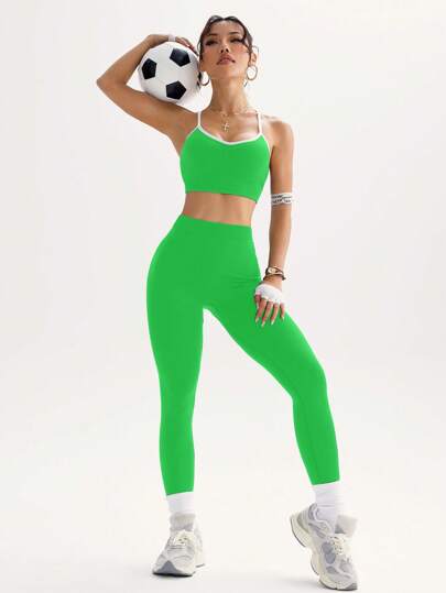 SHEIN Sport Studio مجموعة 1 من بنطلون ذو لون واحد وأعلى بسيطر رفيع مناسب للسيدات، إطلالة أنيقة مناسبة للصيف