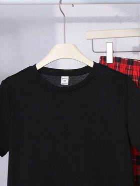 SHEIN بذلة نوم من تي شيرت برقبة دائرية بأكمام قصيرة كاجوال بسيطة + بنطلون بيجاما مربع فضفاض من 2 قطع للأولاد المراهقين