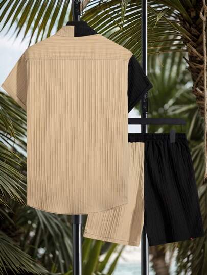 Manfinity Swimmode طقم قميص أكمام قصيرة وشورت قصير ملون للرجال ، طرطور السباحة للرجال من نسيج مضلل ، شورت سباحة هاواي للرجال