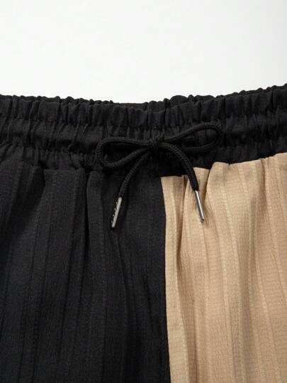 Manfinity Swimmode طقم قميص أكمام قصيرة وشورت قصير ملون للرجال ، طرطور السباحة للرجال من نسيج مضلل ، شورت سباحة هاواي للرجال