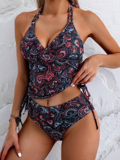 طقم تانكيني حريمي Swim Lushoire للمرأة مجموعة من قطعتين، سترة ذات طبعة وياقة على شكل حرف V مع أشرطة قابلة للتعديل ، وبكيني، مناسبة للصيف وعطلات الشاطئ