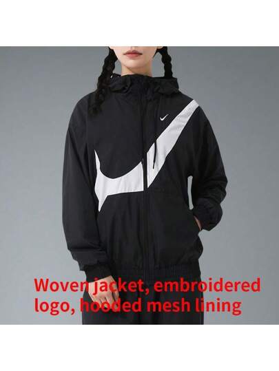 Nike سترة رياضية نسائية AS W NSW CLSSC WVN UV FZ LOGO للجري واللياقة البدنية والتدريب سترة كارديجان كاجوال HM8972-010