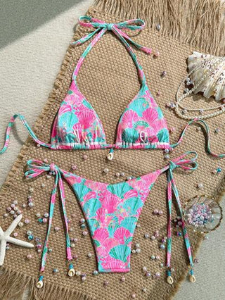 Swim Mod مجموعة من قطعتين للنساء منها ملابس علوية مخطط بنسيج معرق وزينة صدفة للارداف مع شورت سباحة مربوط من الجانبين طراز بوهو، بدلة بيكيني للحفلات الشاطئية الصيفية