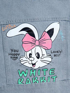SHEIN Playful Pals جاكيت جينز وملابس خارجية مريحة فضفاضة بطباعة أرنب جميلة للبنات الرضع
