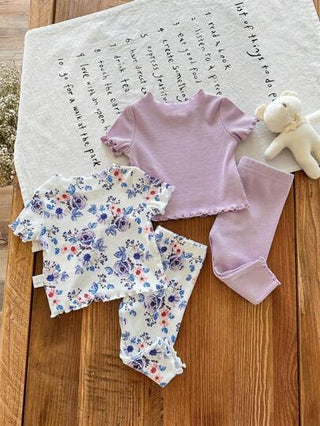 SHEIN طقم بيجامات لأطفال الرضع البنات 4 قطع/مجموعة، مصنوعة من نمط زهري بتصميم رقبة دائرية وأكمام قصيرة، قطن ناعم ومريح للبشرة
