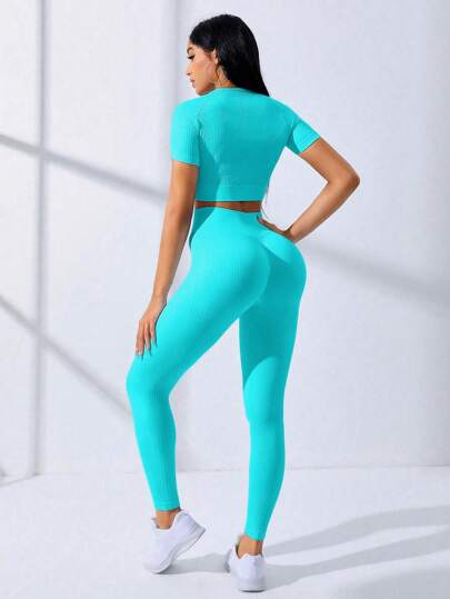SHEIN Core Rhythm طقم رياضي نسائي من توب مقصر وسروال ضيق بلون واحد، ملابس رياضية نسائية متناسقة للتمارين والتدريبات