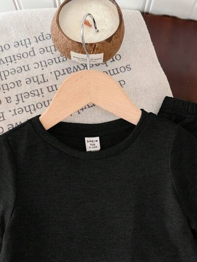SHEIN طقم قطني ناعم للأطفال الرضع بنطال خصر مطاطي وبلوزة كم قصير قطعتان، ملابس كاجوال مناسبة للخروج في الربيع والصيف، للمدرسة والمنزل
