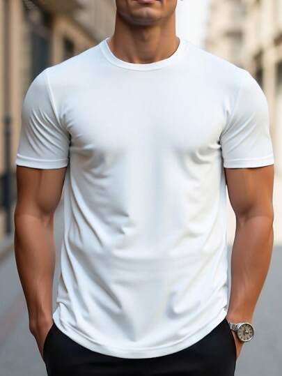 Manfinity Homme تي شيرت كاجوال للرجال بأكمام قصيرة وياقة طاقم، قماش عادي