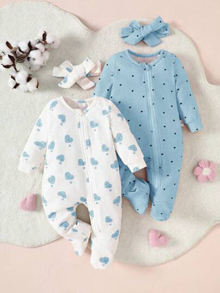 SHEIN 4 قطع/مجموعة لرومبير الأطفال حديثي الولادة البنات مزين ببصمات قلب وبنقط طباعة, طويل الأكمام، أمامي أزرار سحاب، مع شريط شعر فيونكة، طقم بيجامة ناعم اللمس