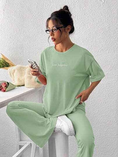 SHEIN EZwear بذلة بنطلون مطرز بنمط الحروف مع قصة منتفخة من اللون الأخضر الزيتوني المحبوك