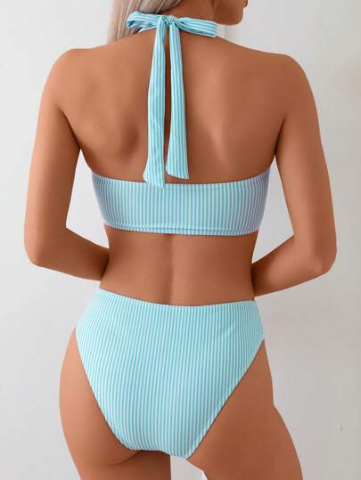 طقم تانكيني حريمي Swim Basics بيكيني صيفي للنساء في فصل الربيع مكون من قطعتين: ملابس علوية من الشريط العشوائي المطبوع مع ربطة الظهر متقاطعة، وشورت سباحة من اللحية المرقعة