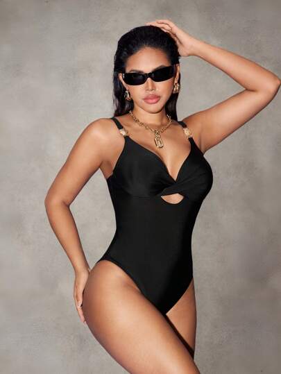 مايوه حريمي قطعة واحدة Shapewave بدلة سباحة كاملة للنساء لموسم الصيف بلون أحادي، قابلة للتعديل بأشرطة ومزينة بديكورات معدنية، أنيقة وجذابة لارتدائها في الشاطئ والحفلات وعيد الحب