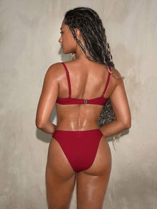 Swim Basics بيكيني من قطعتين مكون من ملابس سباحة صيفية للنساء بلون أحادي مع كشكشة، مثير