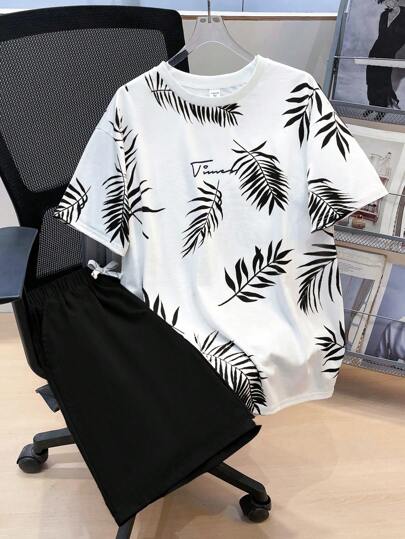 SHEIN مجموعة من قطعتين تي شيرت بطبعة استوائية وشورت بخصر رباط للمراهقين؛ ملابس ربيعية؛ ملابس أولاد المراهقين؛ جواكت أطفال، عودة إلى المدرسة في الربيع