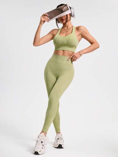 Seamluxe SHEIN Sport طقم رياضي: ملابس علوية معلقة في الرقبة وبنطلون من الفليس