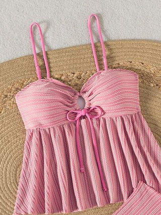 طقم تانكيني حريمي Swim Mod مجموعة ملابس علوية وبكيني صيفي للنساء، بنمط نسيج منسوج ذو لون أحادي مع حمالات رفيعة وذيل متموج