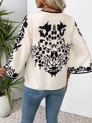 EMERY ROSE معطف نسائي كاجوال فضفاض بفتحات أمامية عارية، من قماش خفيف ومنقوش بطباعة نباتات، بأكمام ثلاثة أرباع للاستخدام في العطلات