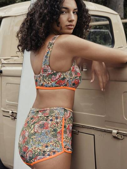 Swim SPRTY مجموعة تنكرية بوهيمية من ملابس علوية أكمام بلا أكمام وشورت بطباعة عشوائية، ملابس علوية وشورت 2 قطعة، مناسب للصيف والعطلات الشاطئية