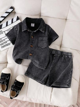SHEIN Genkimix Kids طقم فضفاض 2 قطع للأطفال الصغار، قميص كم قصير أسود وجاكيت، أزياء موضة شارع خارجي