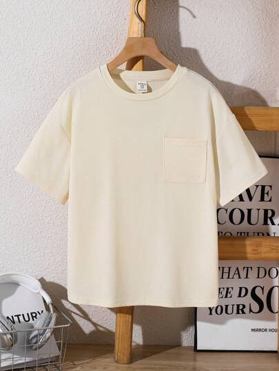 SHEIN تي شيرت تي شيرت صبي المراهق بياقة دائرية، أكمام قصيرة، جيوب رقعة بنسيج القطن الأنبوبي المموج، مريح وعصري ودائم الاستخدام، ناعم وهين، مناسب للربيع والصيف، للارتداء اليومي، للعب في الخارج، للمدرسة، الشارع، الحفلات والترفيه