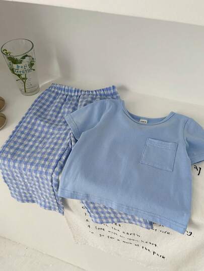 SHEIN Vintaside Kids طقم ملابس علوية قصيرة الأكمام وبنطال مربعات لطيف للأولاد الرضع، مناسب للصيف، البيت والسفر، 2 قطعة