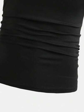 SHEIN قميص بولو مصنوع من الأقمشة المحبوكة بياقة عادية للمراهقين