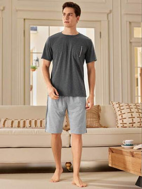 Manfinity Underwear&Sleepwear Basics بيجاما رجالية قصيرة الأكمام وشورت بلون سادة