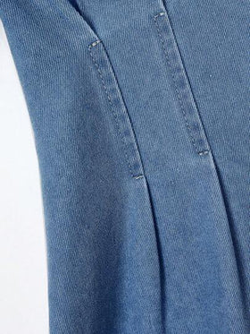 SHEIN Vintaside Kids فستان جينز للبنات بغسيل فاتح، تصميم مطرز بشكل قلب مرح، مناسب للارتداء اليومي وعصري