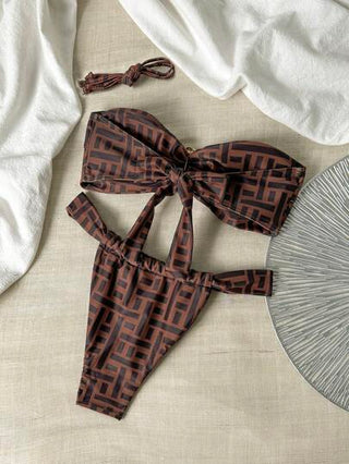 Swim Basics مجموعة بكيني مكونة من 2 قطعة للنساء بطبعة زهرية، ملابس علوية بانديو والبيكيني المثير، صيفي