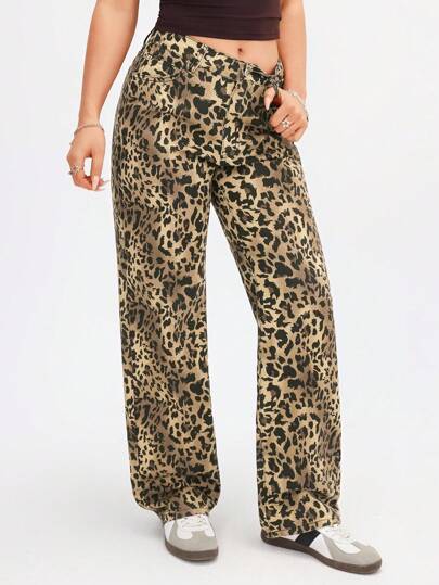 SHEIN EZwear جينز مستقيم ذو جيوب برسم النمر للكاجوال