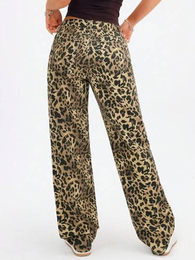SHEIN EZwear جينز مستقيم ذو جيوب برسم النمر للكاجوال