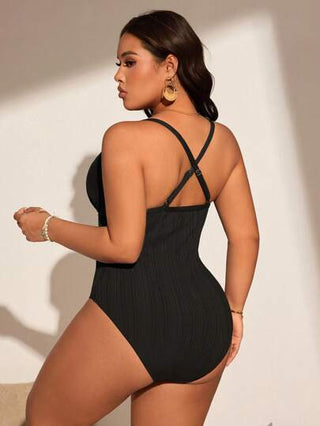 Swim Basics بدلة سباحة ذات قطعة واحدة بنمط مزهر ملمس مخطط ومقاس كبير، تصميم بسيط للاسترخاء على الشاطئ، صيف 2025