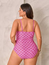 طقم تانكيني حريمي Swim Curve اسبوعين/ مجموعة من مايوه نسائي كاجوال من القطعتين مطبوع بشكل عشوائي بلون داكن بتصميم درابيه، مقاسات كبيرة