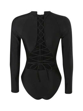 Swim SPRTY قطعة واحدة من ملابس السباحة ذات الأكمام الطويلة والحزام المتقاطع للنساء، بدلة حماية من الجلخ للسباحة والشاطئ باللون الأسود